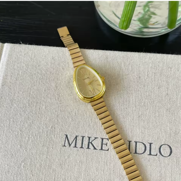 2026 Nuevo modelo de reloj con cabeza de serpiente